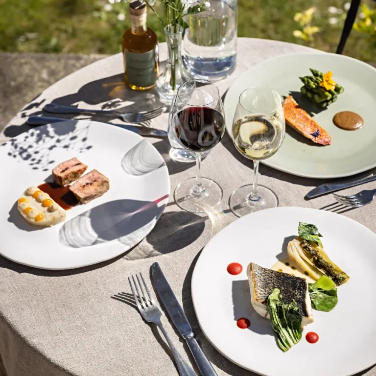 hotel-domaine-de-fontenille-citas-de-mayo-gourmet