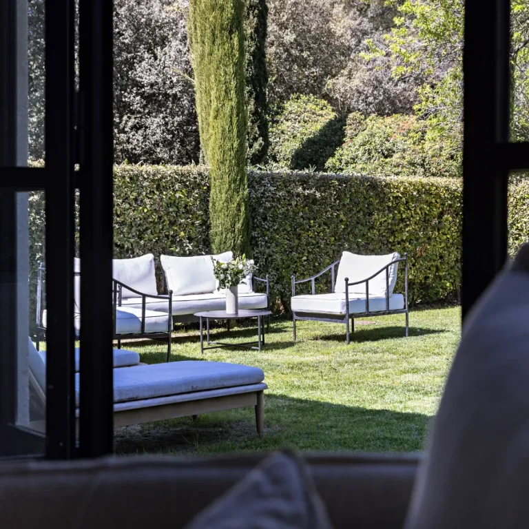 hotel-domaine-de-fontenille-luberon-chambre-suite-alphonse (6)